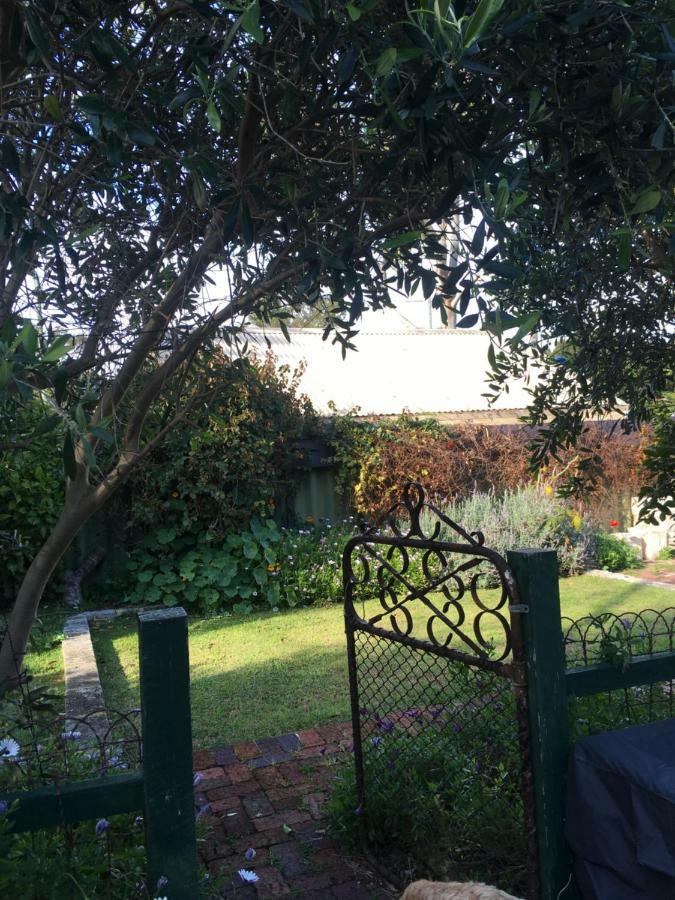 Rosemoore Bed & Breakfast Perth Exterior foto